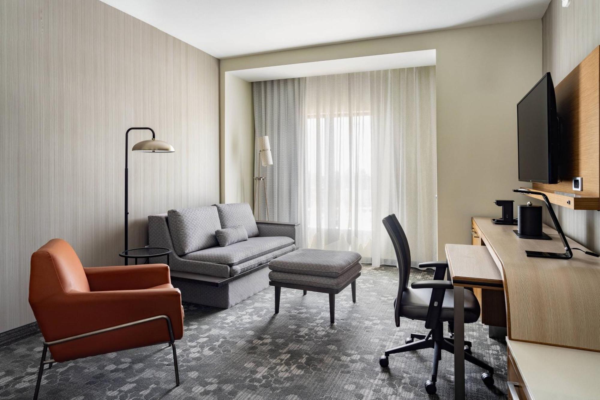 Courtyard By Marriott Port St. Lucie Tradition Экстерьер фото