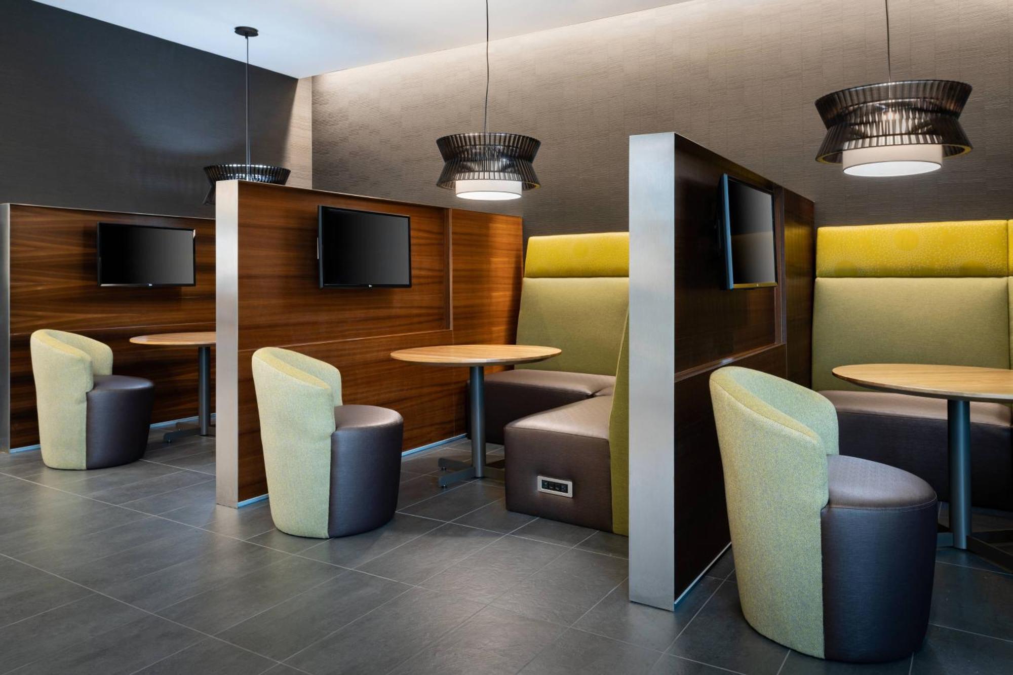 Courtyard By Marriott Port St. Lucie Tradition Экстерьер фото